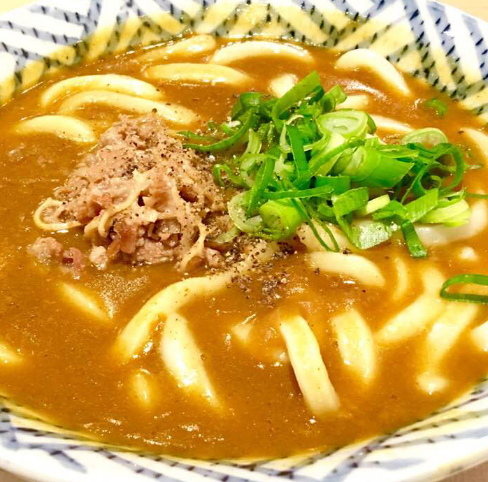 新宿ランチ ２種のカレーうどんが堪能できる 讃岐饂飩おごっとに行ってきました 彡