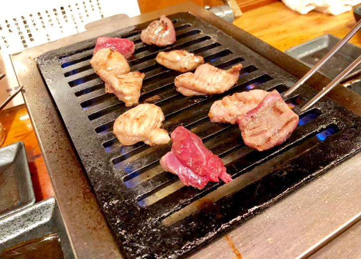 美味し過ぎるので気を付けた方がイイ 立ち食い焼肉治郎丸の新宿本店に行ってきました 彡